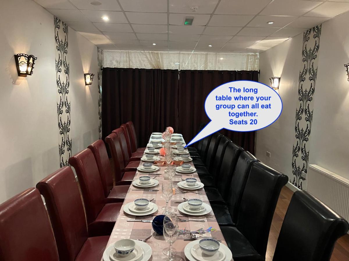 Elegant Rooms And Suites In Knock Knock  Eksteriør bilde